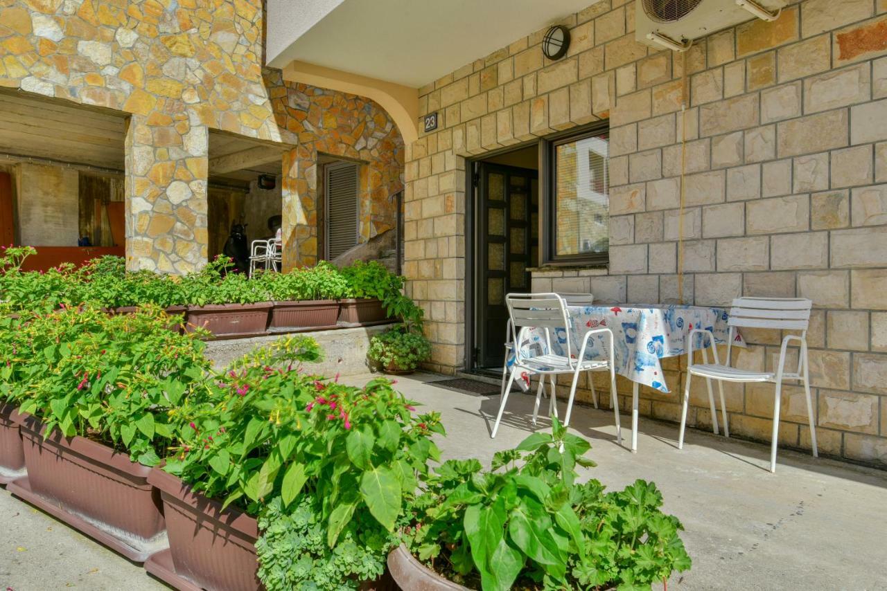 Apartments Srzentic Petrovazzo Esterno foto