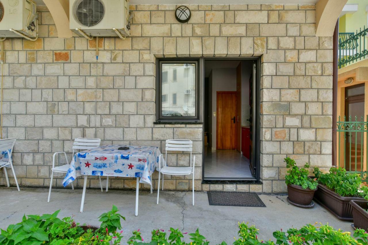 Apartments Srzentic Petrovazzo Esterno foto