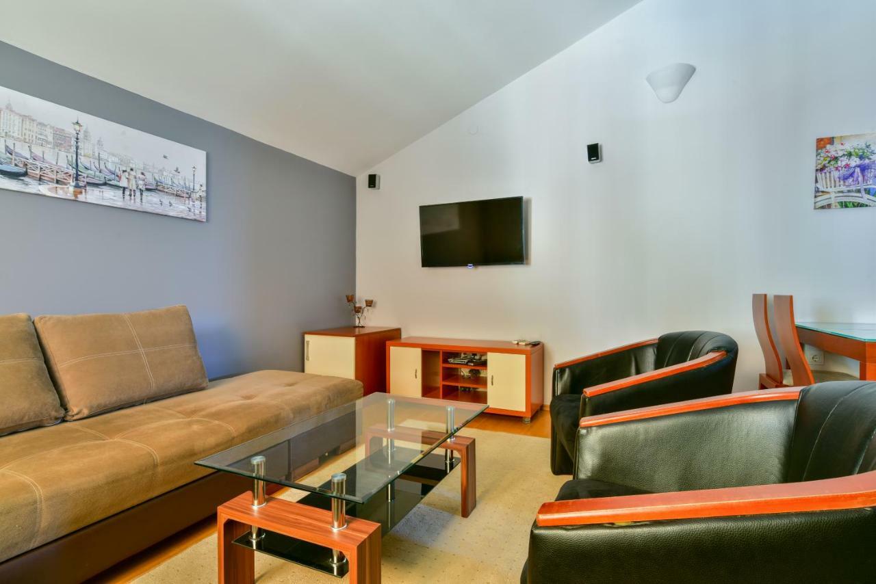 Apartments Srzentic Petrovazzo Esterno foto
