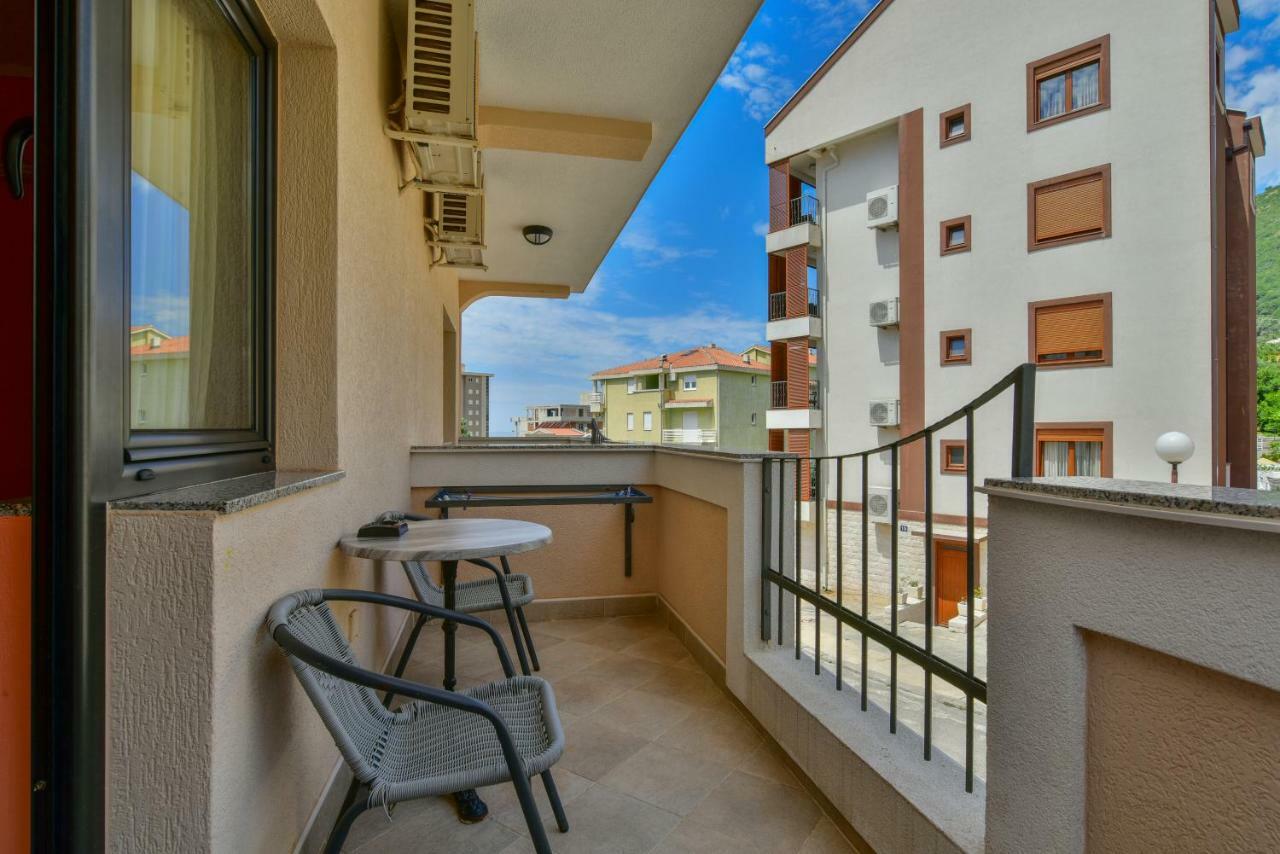 Apartments Srzentic Petrovazzo Esterno foto